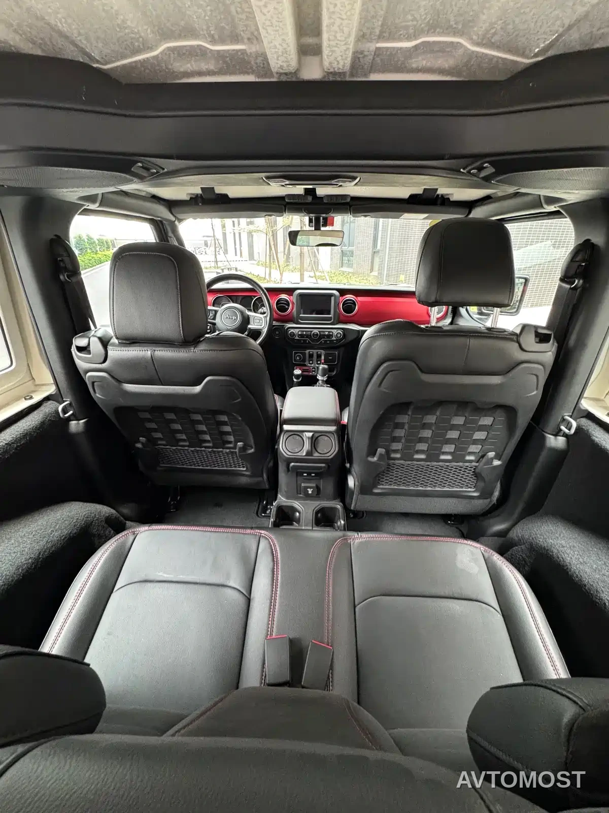 Jeep Wrangler 2021 2.0T Rubicon Two-Door — фото 10