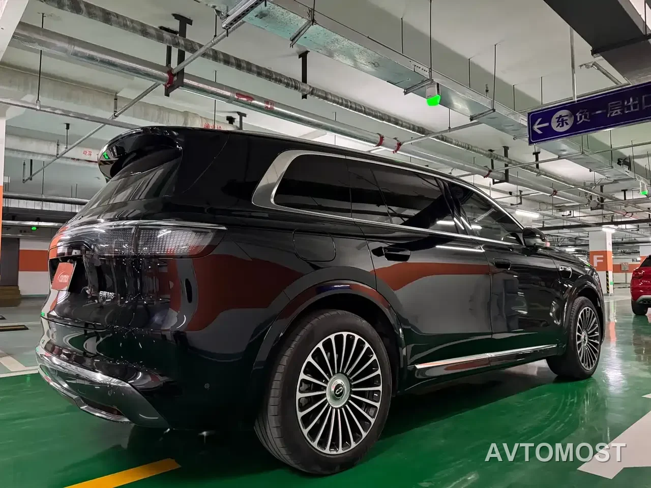 AITO M8 2025 Range Extender Max+ Edition 53.4kWh 5-seater — фото 6