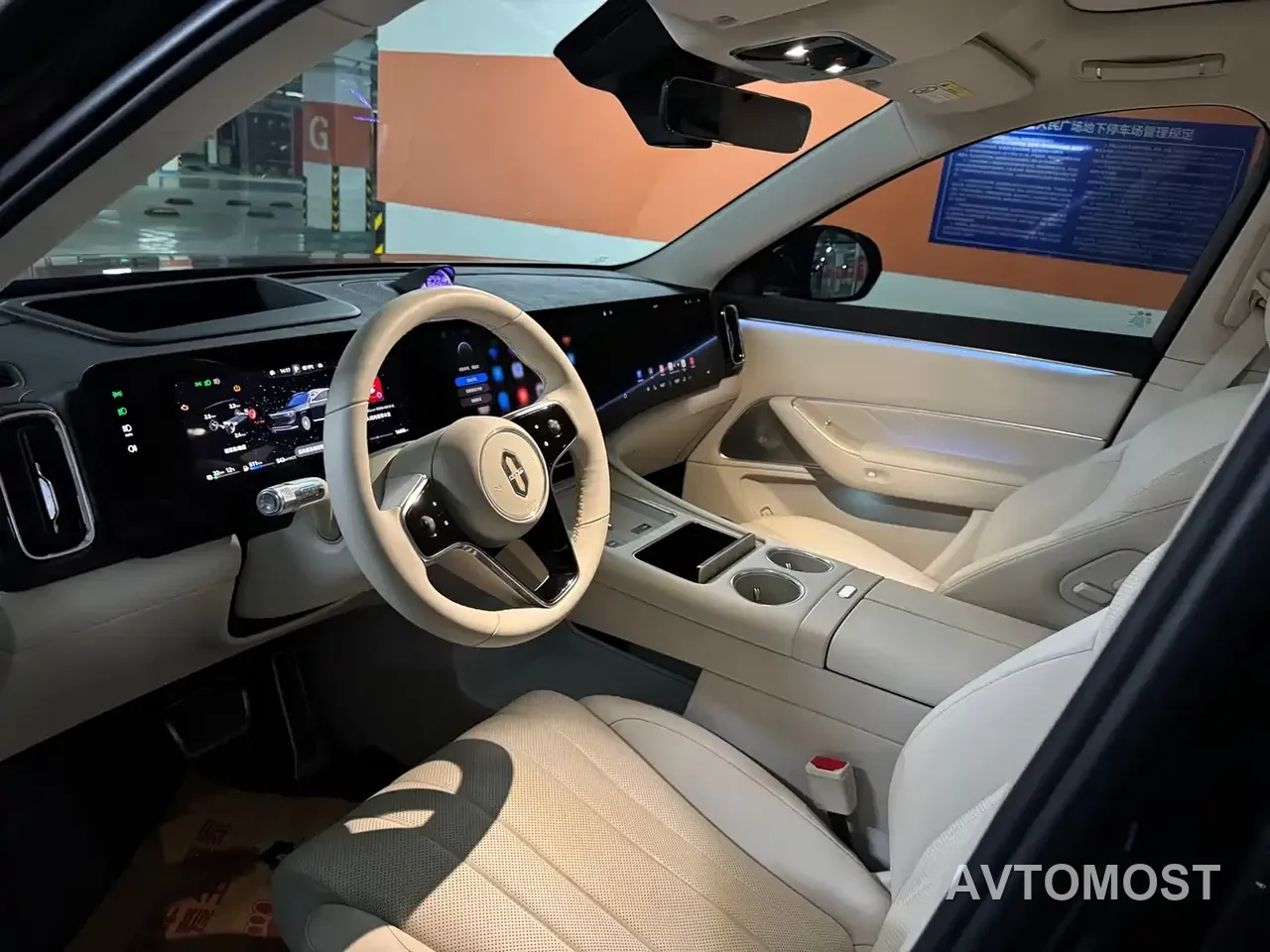 AITO M8 2025 Range Extender Max+ Edition 53.4kWh 5-seater — фото 7
