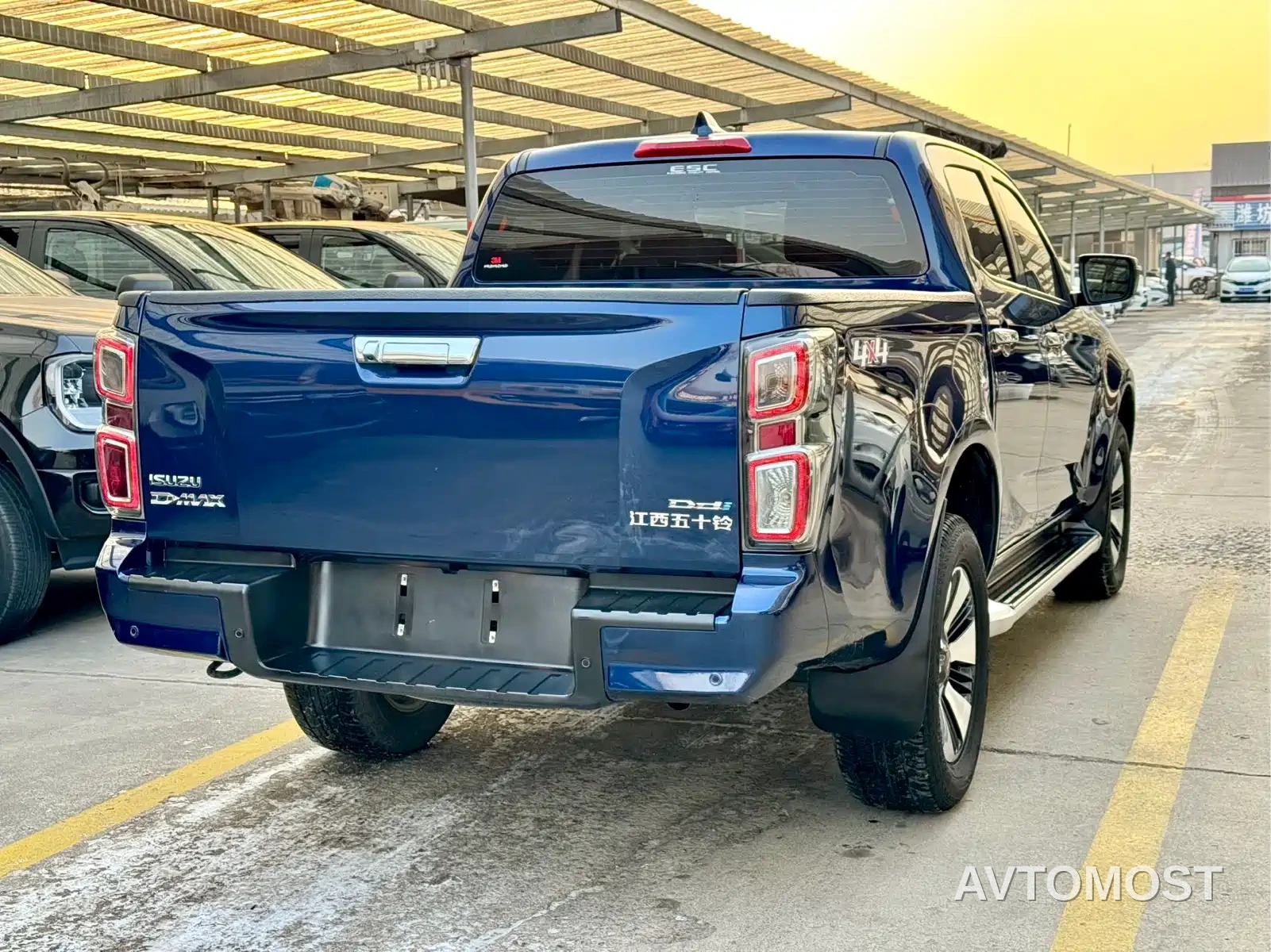 Isuzu D-MAX 2021 Model 1.9T Automatic 4WD Diesel Global Tough RZ4E — фото 4