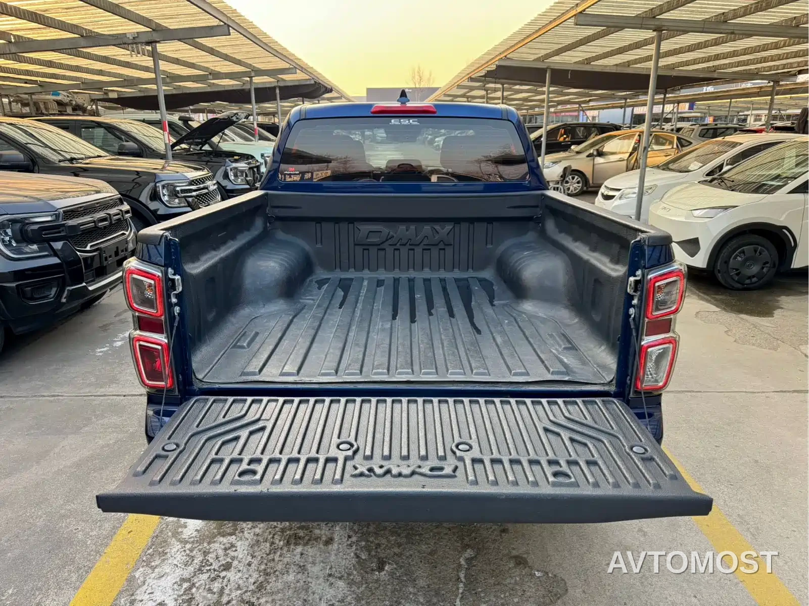 Isuzu D-MAX 2021 Model 1.9T Automatic 4WD Diesel Global Tough RZ4E — фото 7