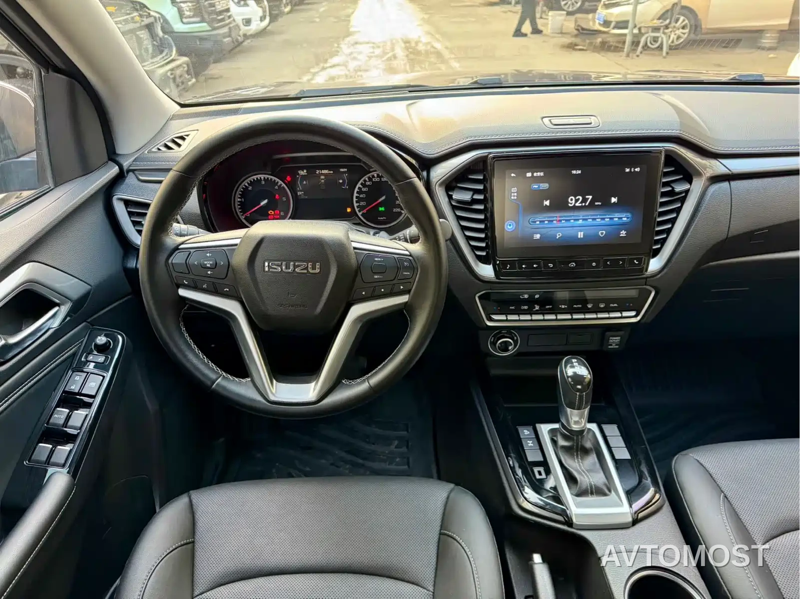 Isuzu D-MAX 2021 Model 1.9T Automatic 4WD Diesel Global Tough RZ4E — фото 12