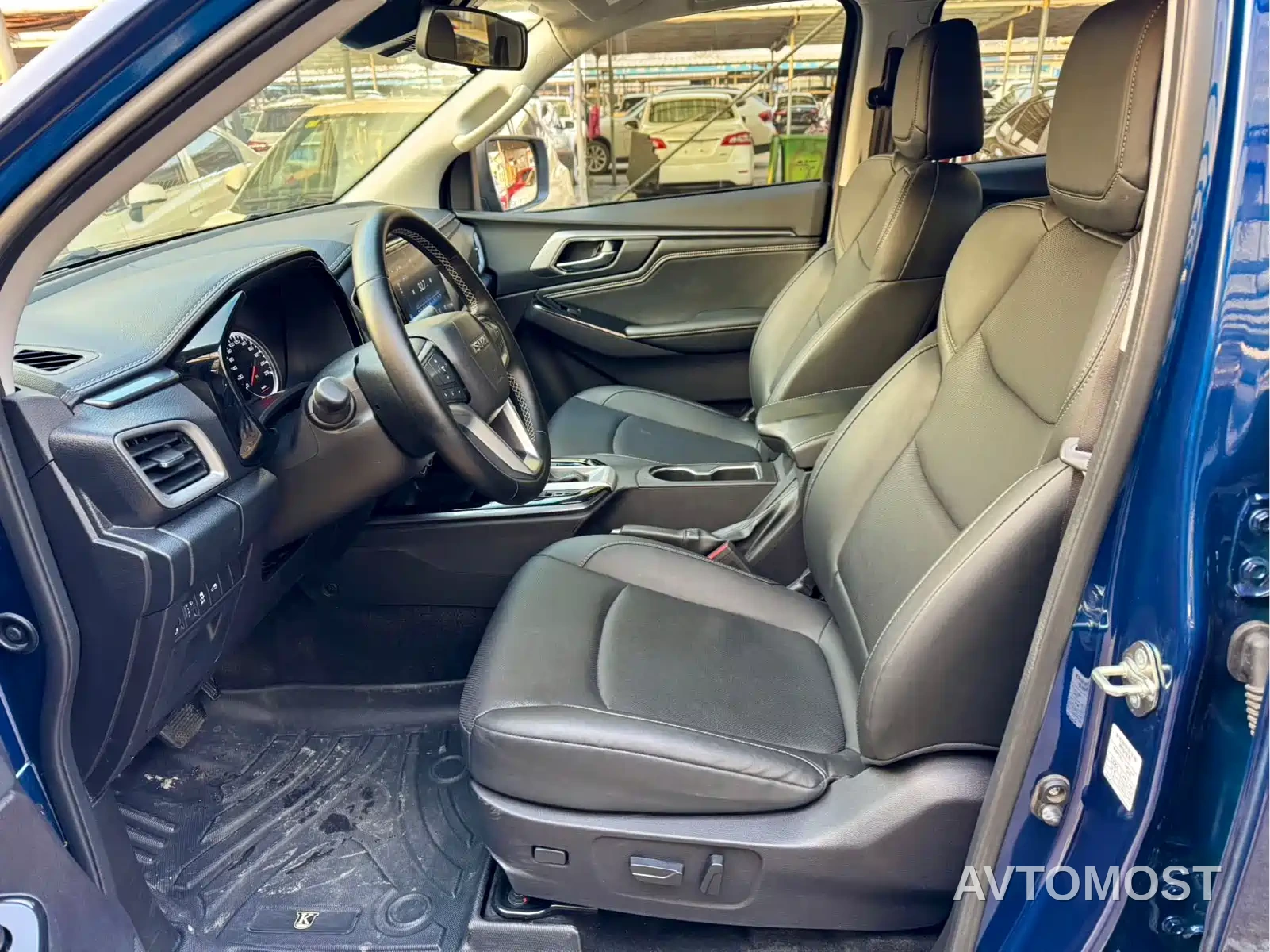Isuzu D-MAX 2021 Model 1.9T Automatic 4WD Diesel Global Tough RZ4E — фото 15