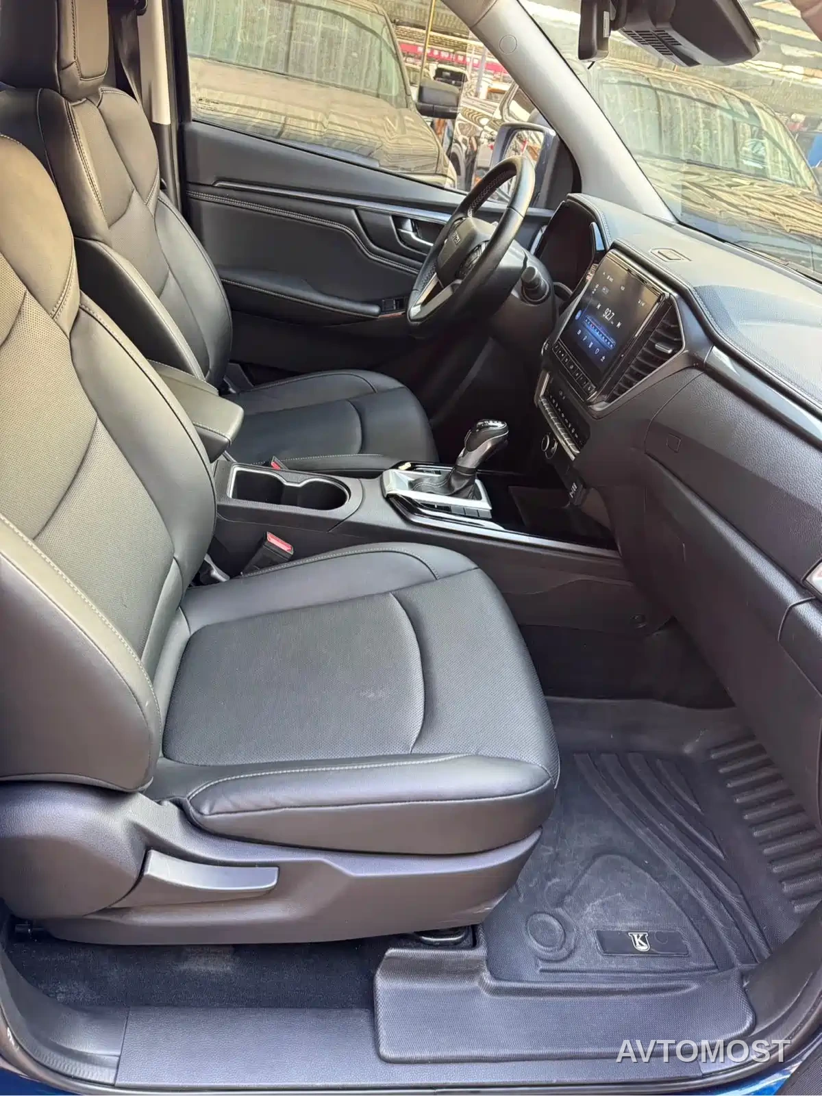 Isuzu D-MAX 2021 Model 1.9T Automatic 4WD Diesel Global Tough RZ4E — фото 16