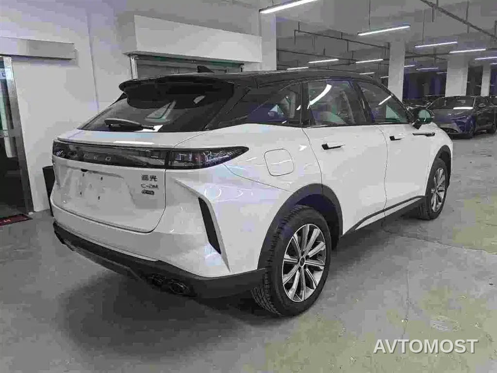 Exeed Yaoguang C-DM 2026 Global Edition 120 Long Range 2WD — фото 2