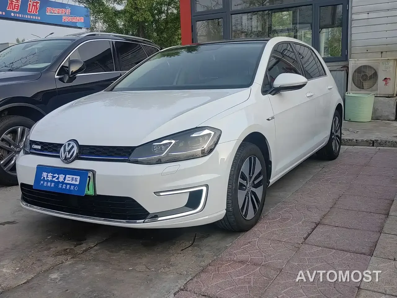 Volkswagen Golf Electric 2020 Chi — фото 1