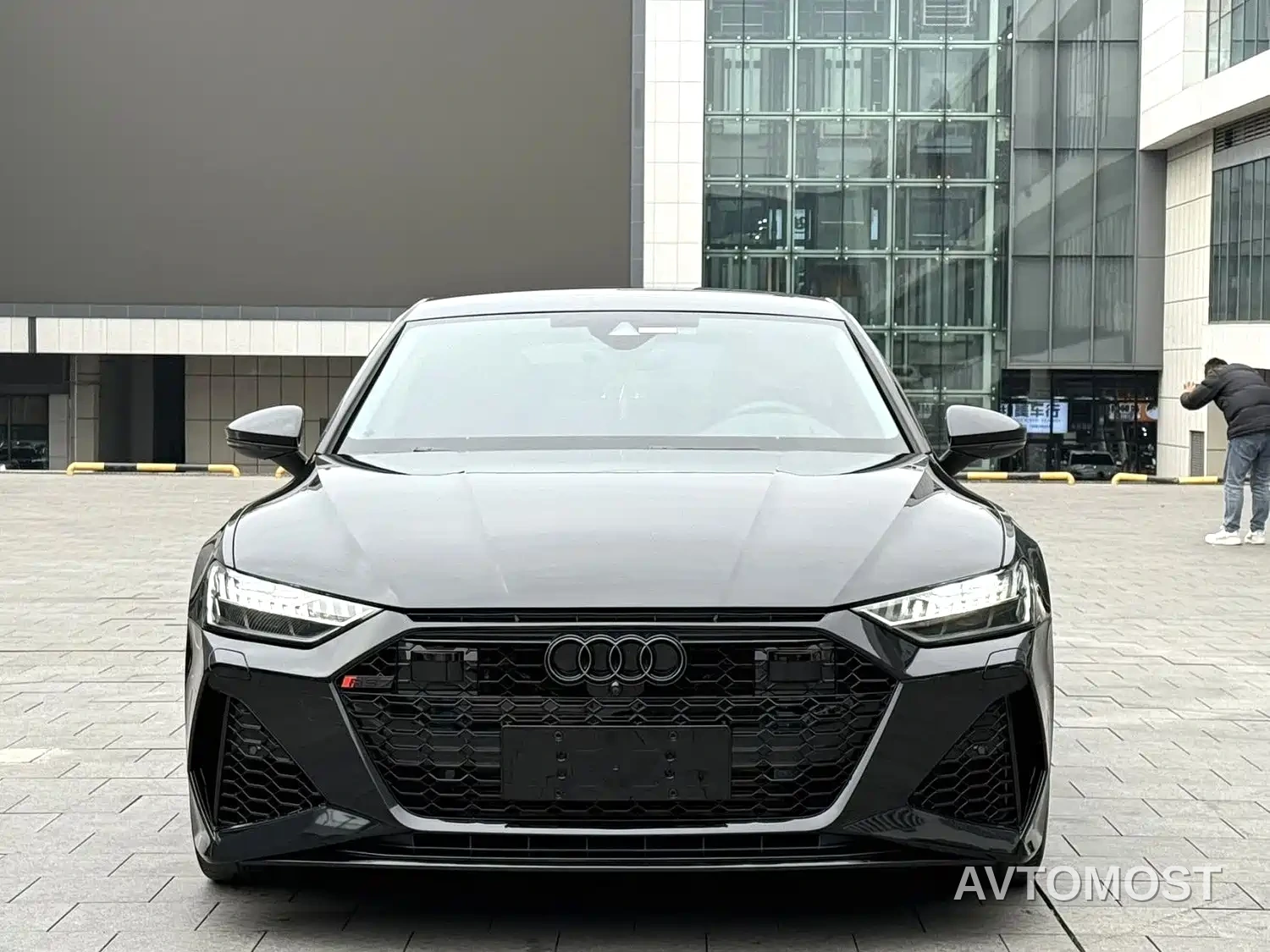 Audi A7 2023 Model 45 TFSI Premium Selection Edition — фото 3