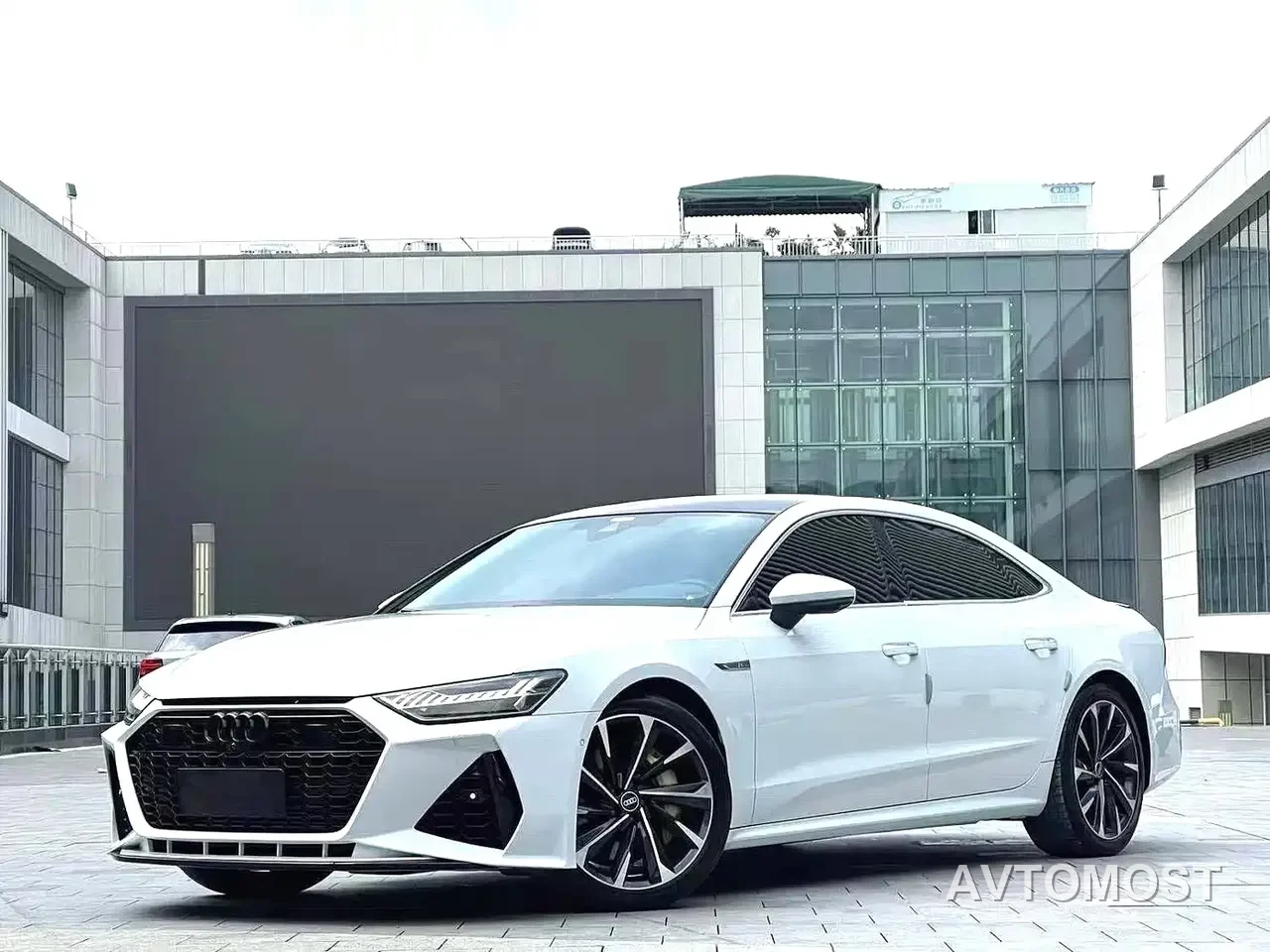 Audi A7L 2022 55 TFSI quattro S-line Horizon Edition Crystal Flow Package — фото 1