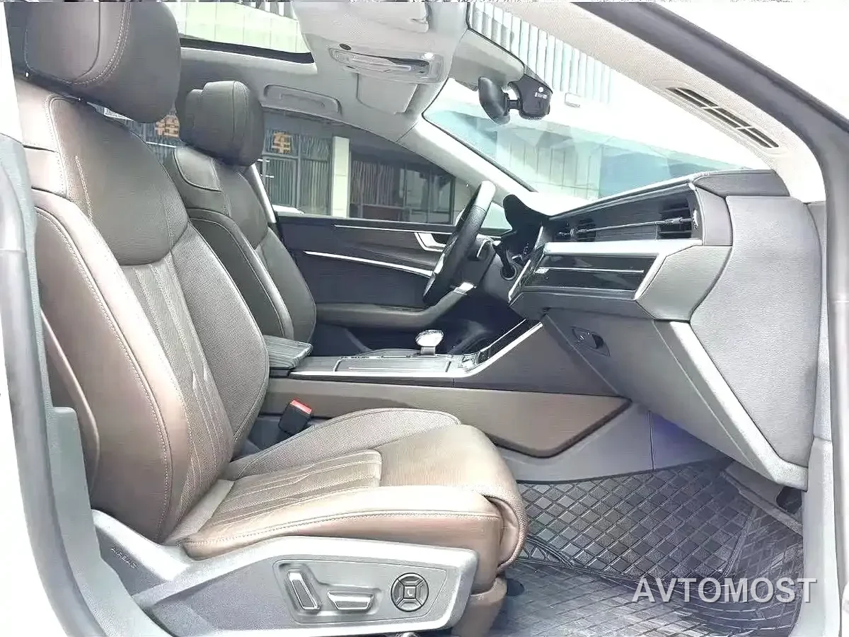 Audi A7L 2022 55 TFSI quattro S-line Horizon Edition Crystal Flow Package — фото 3