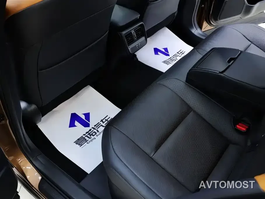 Toyota Crown SportCross 2023 2.4T SportCross HEV AWD Supreme Edition — фото 33