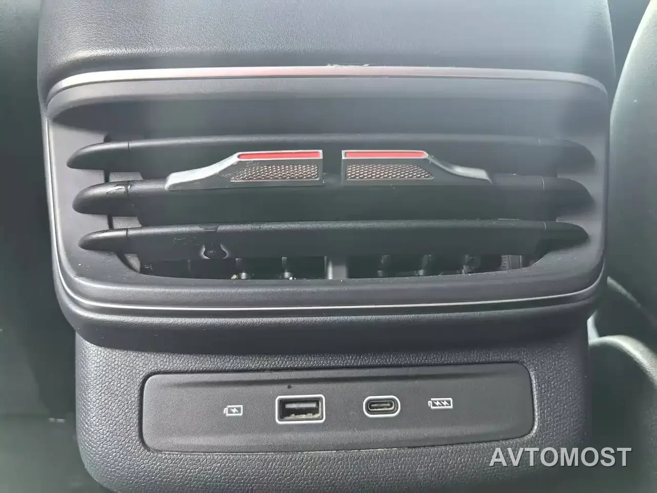 Hongqi HS3 PHEV 2025 PHEV 115km Power Edition — фото 6
