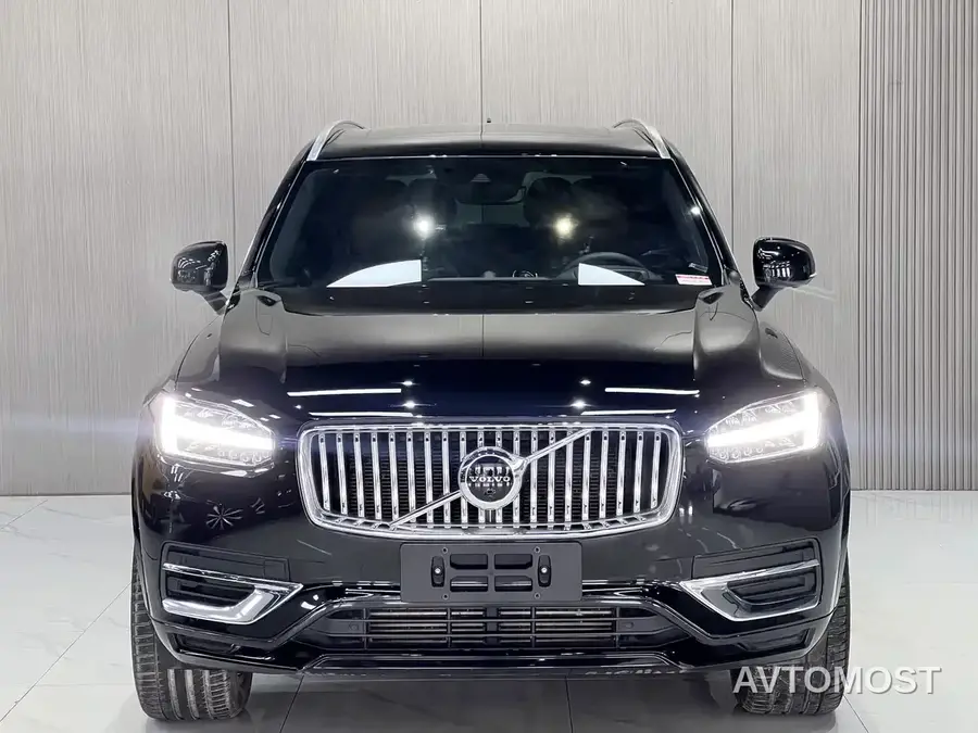 Volvo XC90 Plug-in Hybrid 2022 E-Drive Hybrid T8 Smart Premium Luxury 7-Seater
