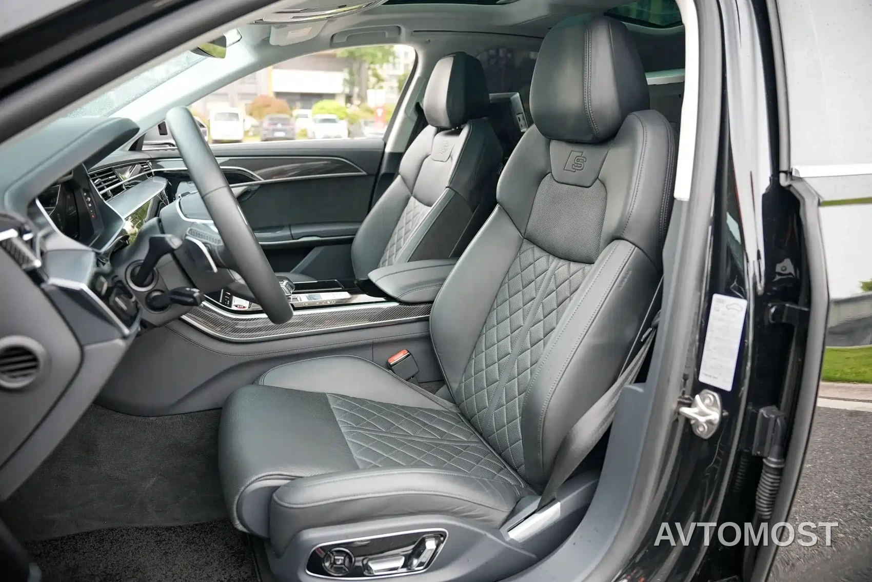 Audi S8 2021 S8L 4.0TFSI quattro — фото 14