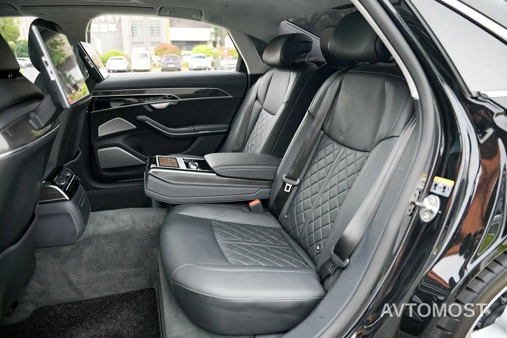 Audi S8 2021 S8L 4.0TFSI quattro — фото 18