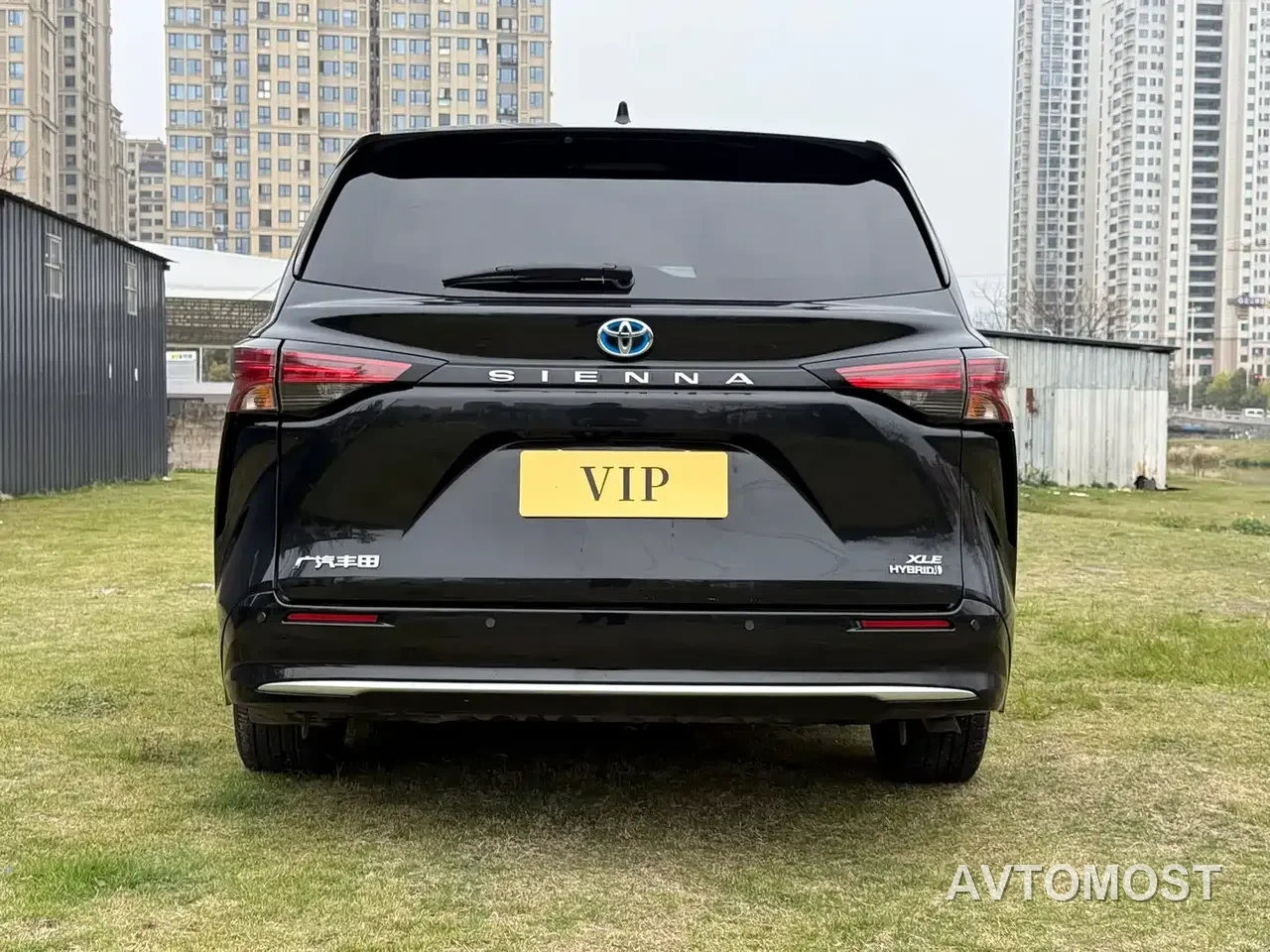 Toyota Sienna 2021 2.5L Hybrid Luxury Edition — фото 1