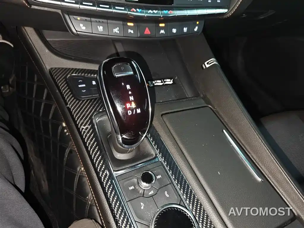 Cadillac CT5 2023 28T Platinum Style — фото 10