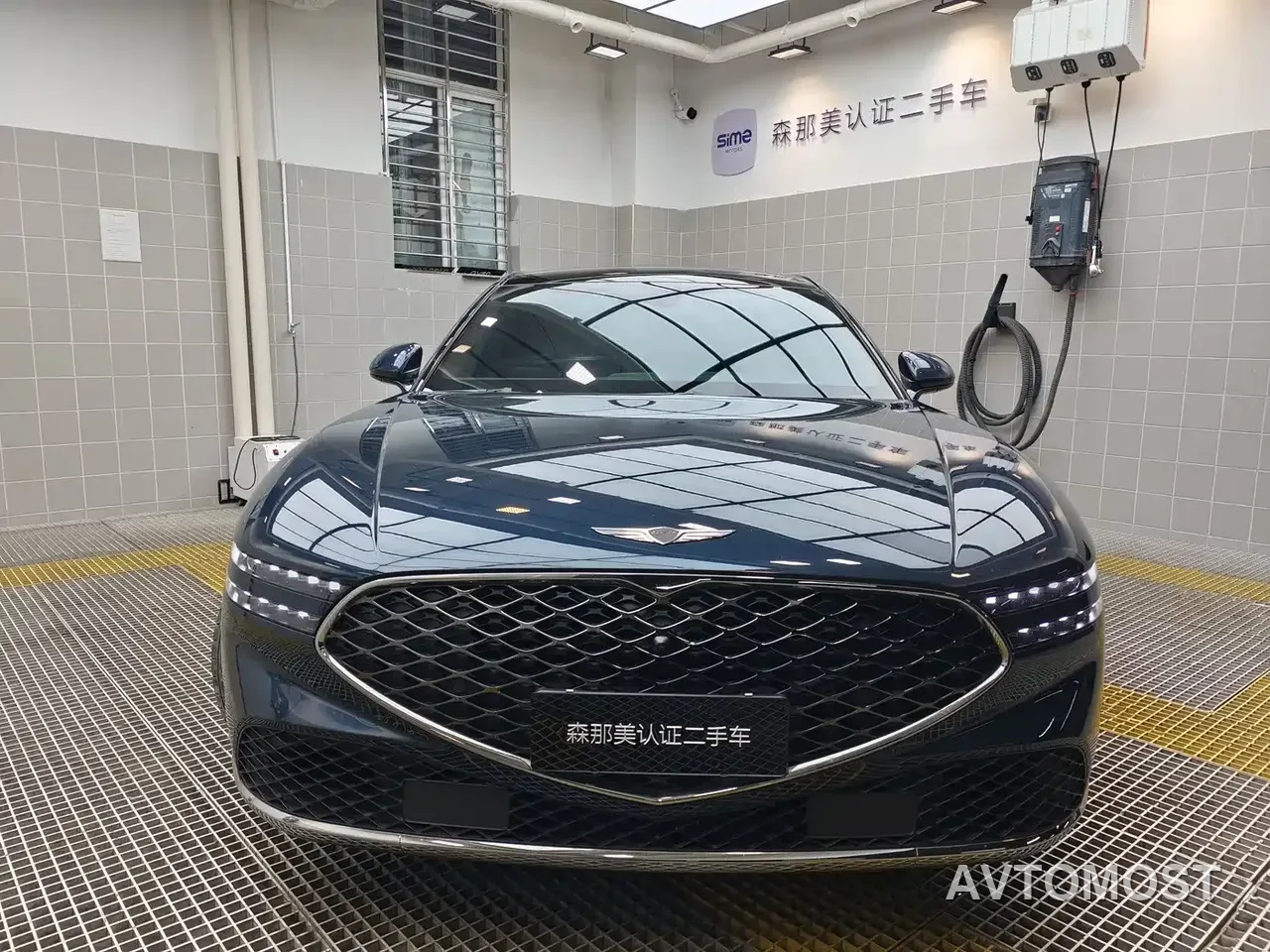 Genesis G90 2023 3.5T Flagship Version — фото 1
