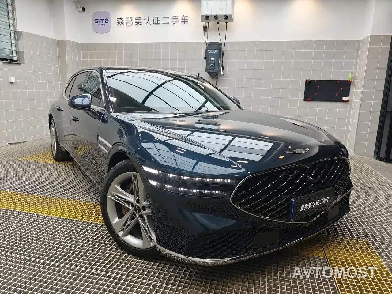 Genesis G90 2023 3.5T Flagship Version — фото 2