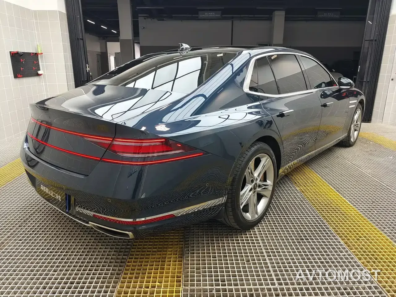 Genesis G90 2023 3.5T Flagship Version — фото 5