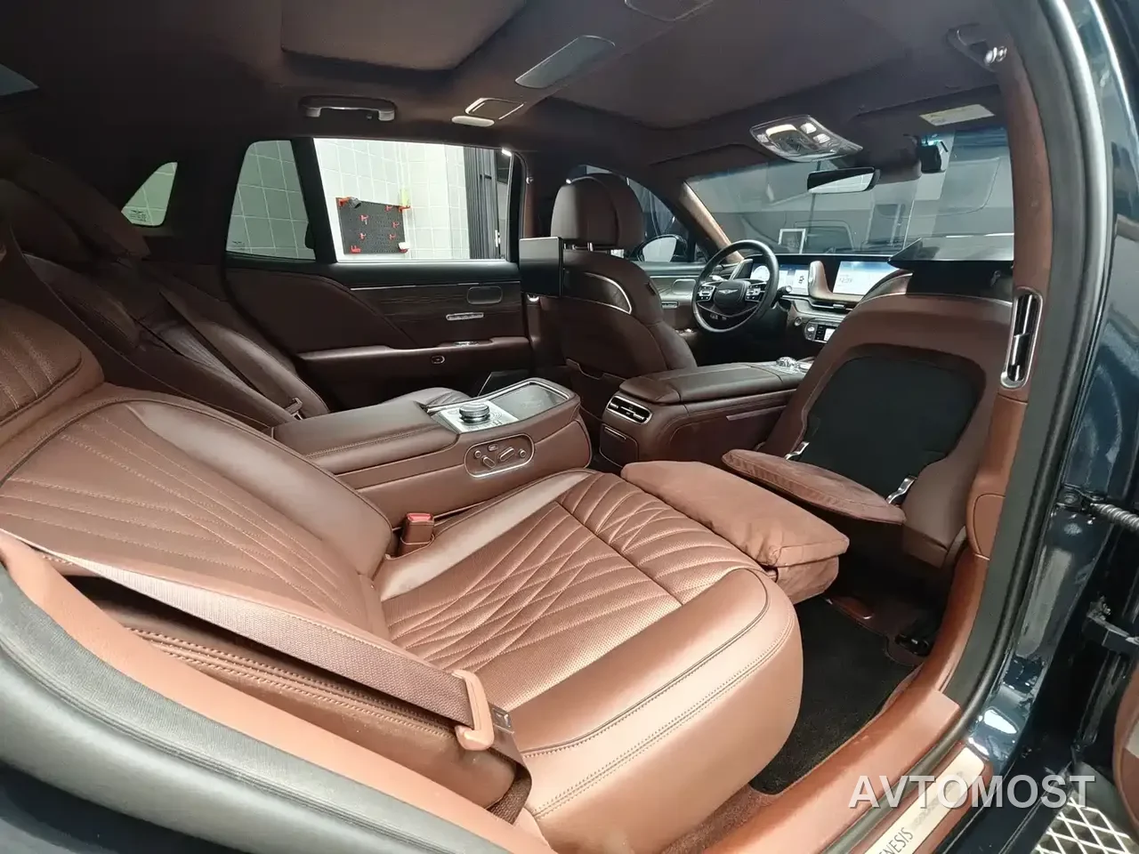 Genesis G90 2023 3.5T Flagship Version — фото 17