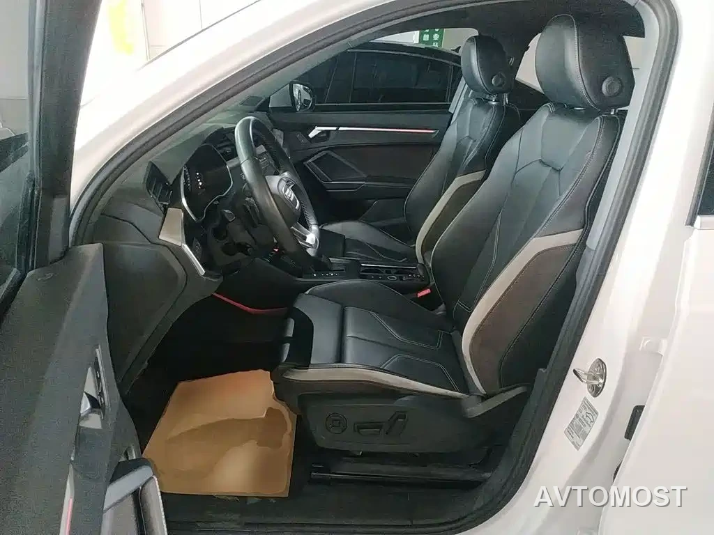 Audi Q3 2024 35 TFSI Fashion Sport — фото 11