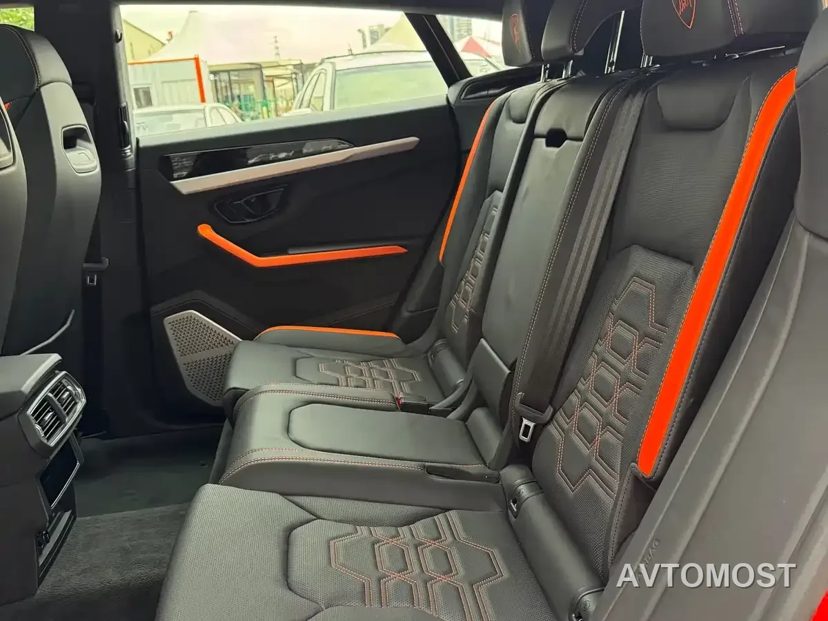 Lamborghini Urus SE 2025 4.0T Standard Edition — фото 7