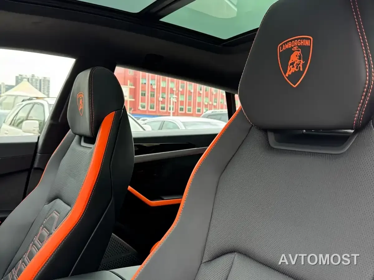 Lamborghini Urus SE 2025 4.0T Standard Edition — фото 5