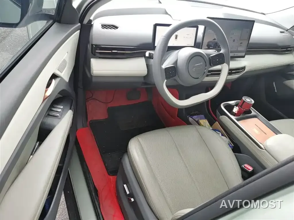 Besturn Yueyi 03 2025 565km Ultimate Edition — фото 6