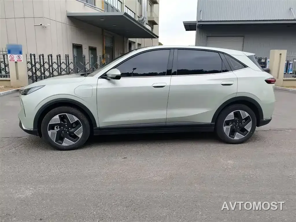 Besturn Yueyi 03 2025 565km Ultimate Edition — фото 18