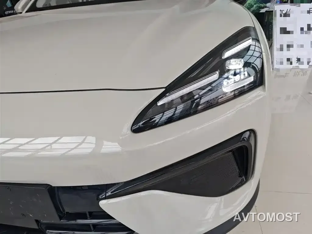 Baojun Yunhai 2024 140km Plug-in Hybrid — фото 14