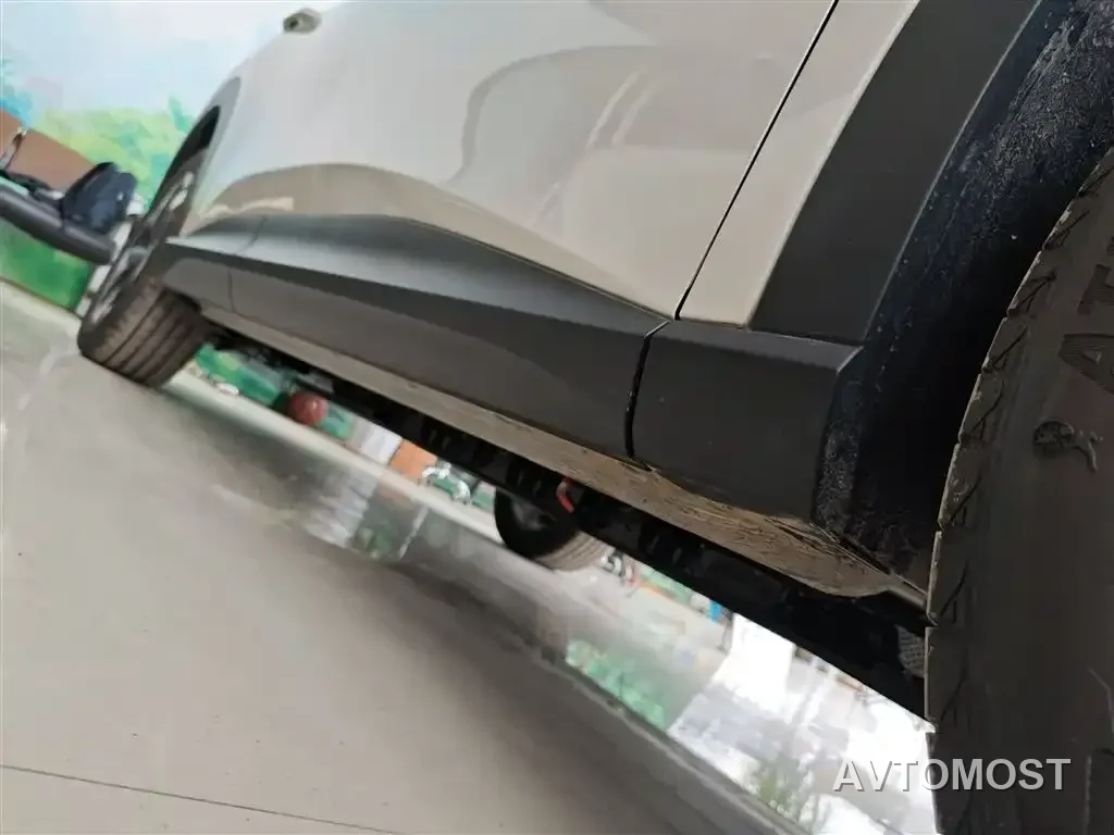 Baojun Yunhai 2024 140km Plug-in Hybrid — фото 15