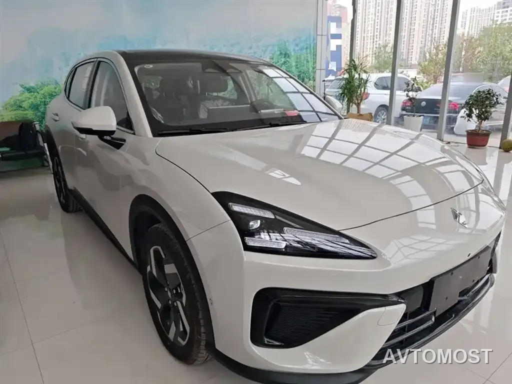 Baojun Yunhai 2024 140km Plug-in Hybrid — фото 17