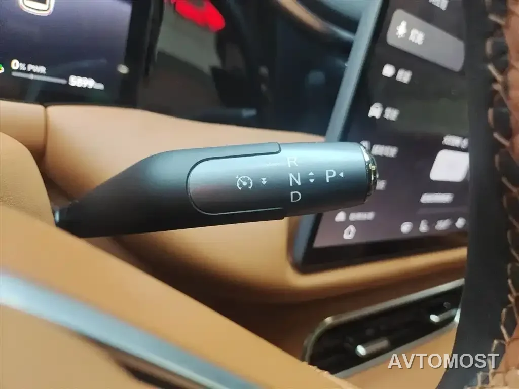 GAC Trumpchi Vision S9 2025 1.5T Hybrid Premium — фото 23