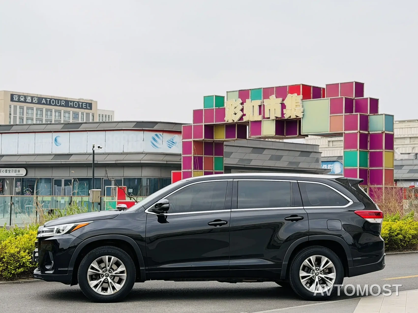 Toyota Highlander 2021 2.0T AWD Elite 7-Seater — фото 2