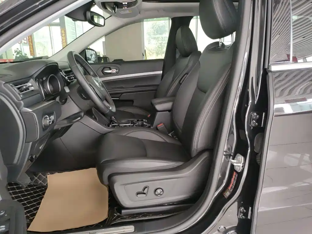 Jeep Grand Commander 2020 2.0T 4WD Elite Enhanced Edition — фото 11