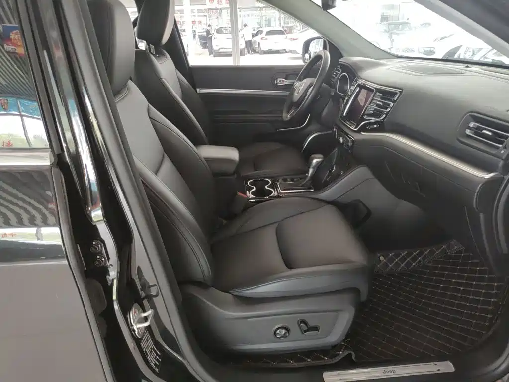 Jeep Grand Commander 2020 2.0T 4WD Elite Enhanced Edition — фото 20