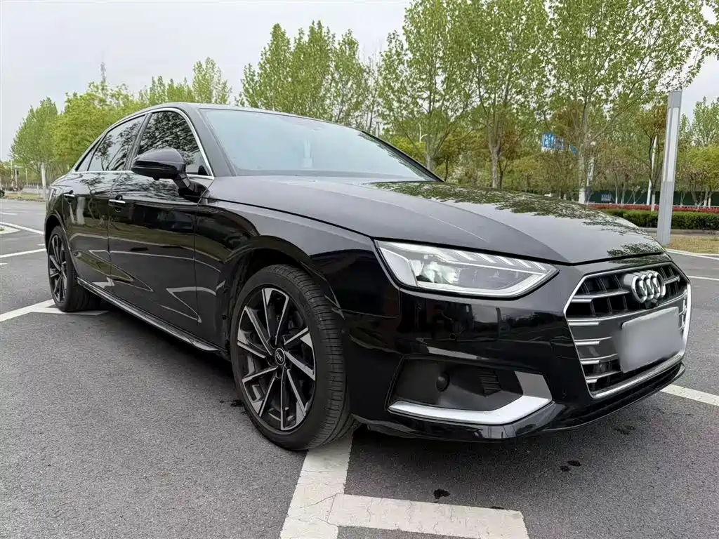 Audi A4L 2022 40 TFSI Luxury Elegance — фото 12
