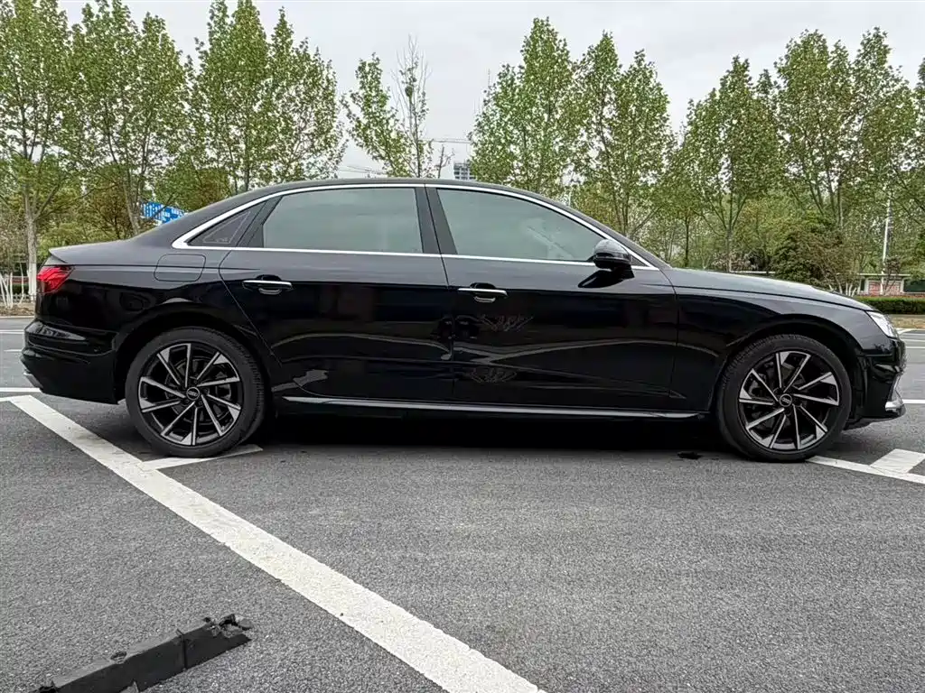 Audi A4L 2022 40 TFSI Luxury Elegance — фото 14