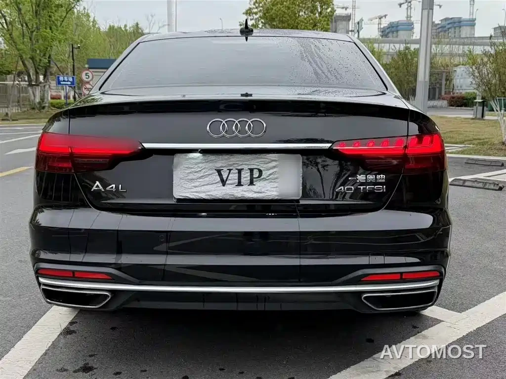 Audi A4L 2022 40 TFSI Luxury Elegance — фото 16