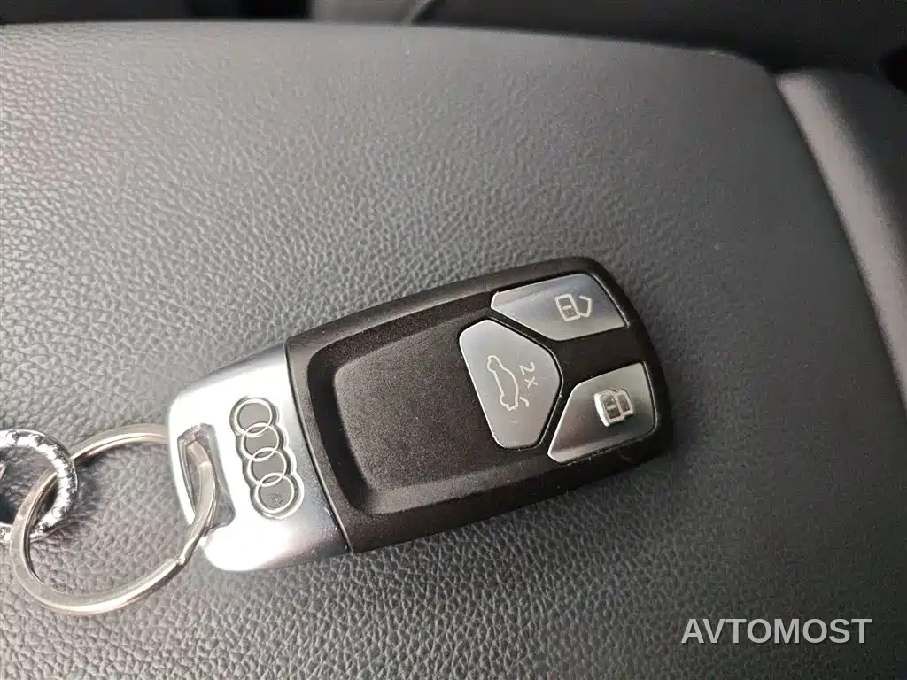 Audi A4L 2022 40 TFSI Luxury Elegance — фото 24