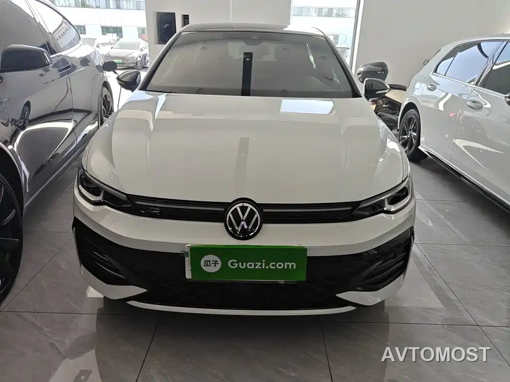 Volkswagen Golf 2025 Second Facelift 300TSI R-Line — фото 7
