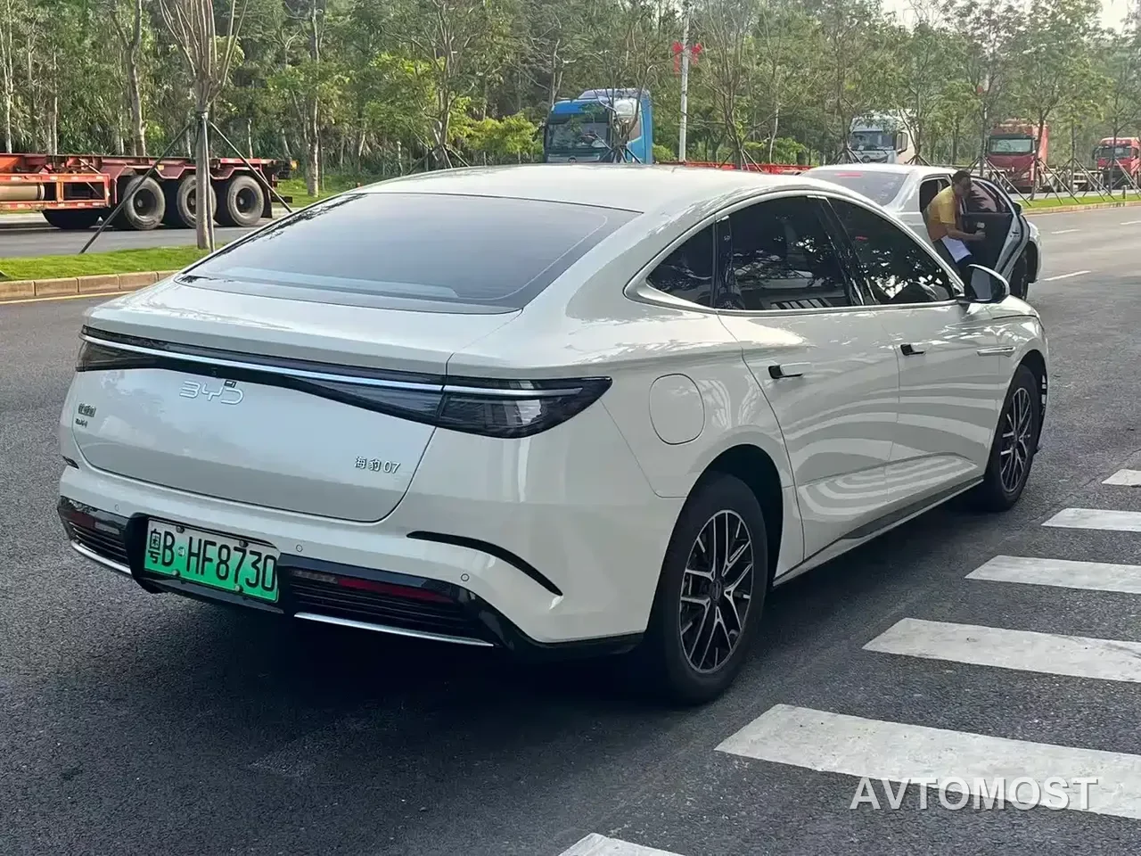 BYD Seal 07 DM-i 2025 DM-i 1.5L 70km Elite — фото 4