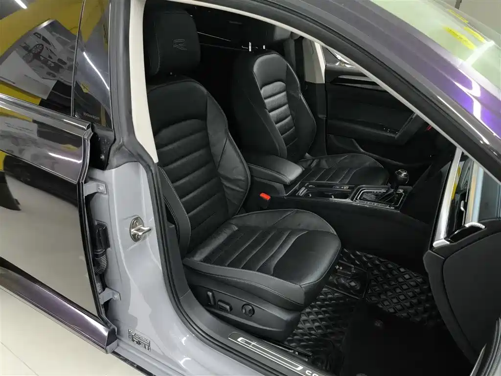 Volkswagen FAW-Volkswagen CC 2021 380TSI Eye-catching Edition — фото 17