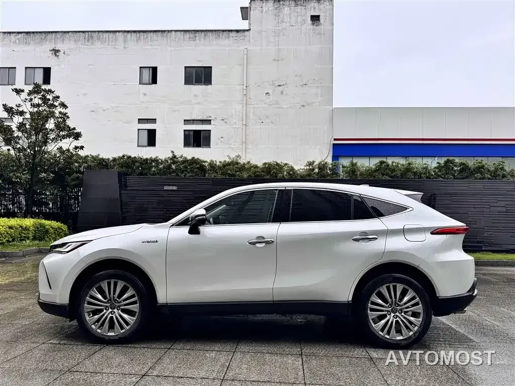 Toyota Lingfang HARRIER 2022 Hybrid 2.5L CVT 4WD Premium Edition — фото 8
