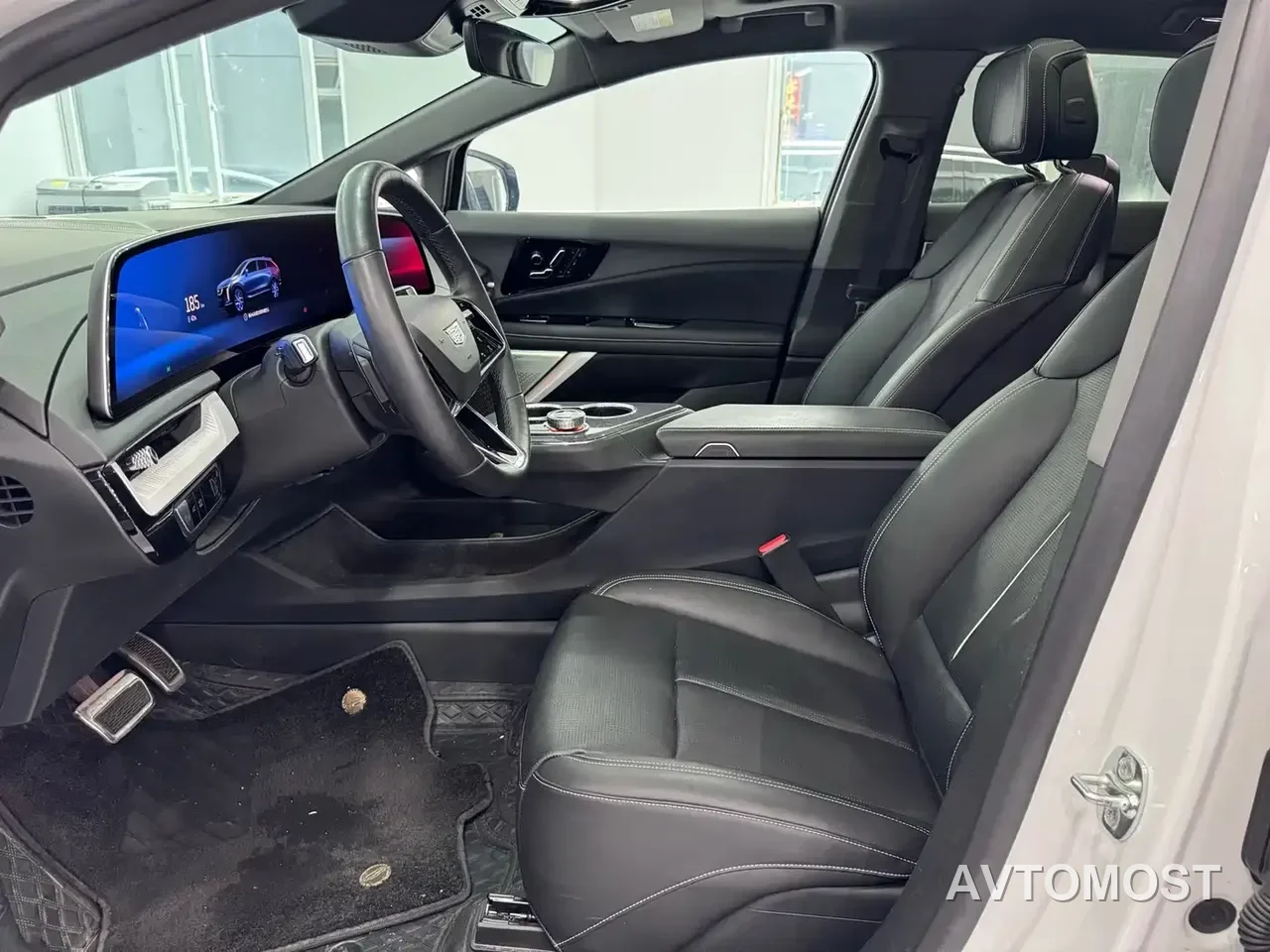 Cadillac IQ Ao Ge 2024 Standard Range — фото 3