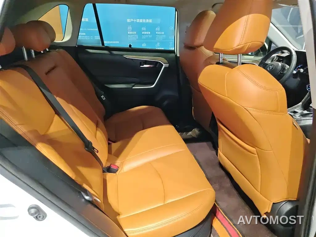 Toyota RAV4 Rongfang 2021 Hybrid 2.5L E-CVT Front-wheel Drive Elite Edition — фото 12