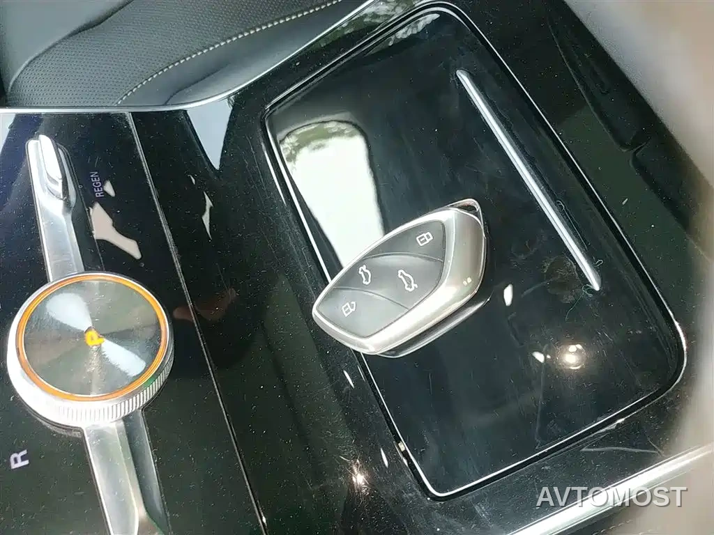 Roewe MARVEL X 2018 Rear-Wheel Drive Version — фото 11