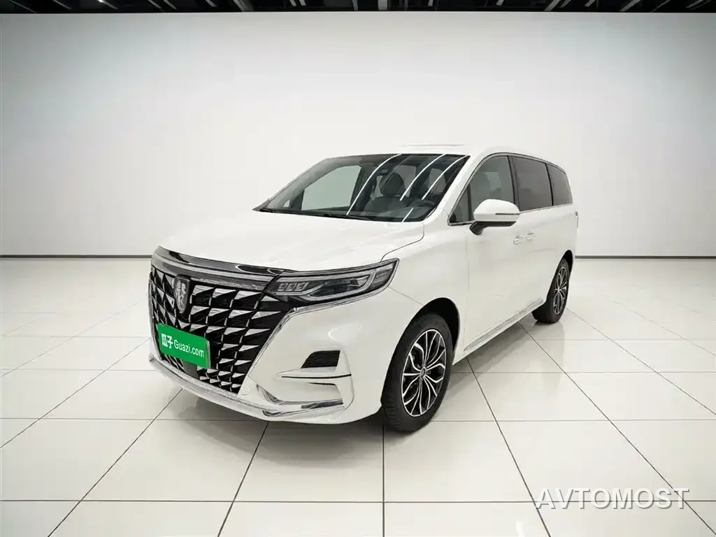 Roewe iMAX8 EV 2025 Model 1.5T DMH Land Premium Edition — фото 2