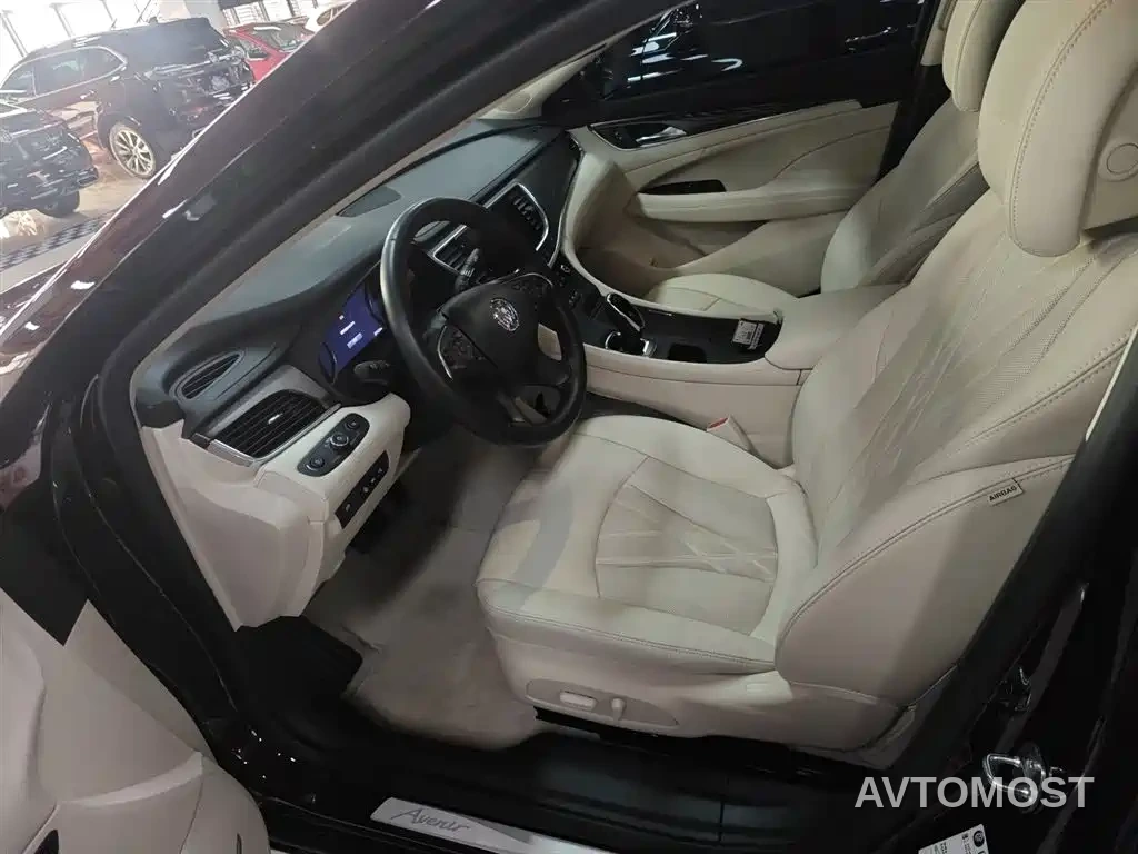 Buick LaCrosse 2022 Avenir First Edition — фото 15