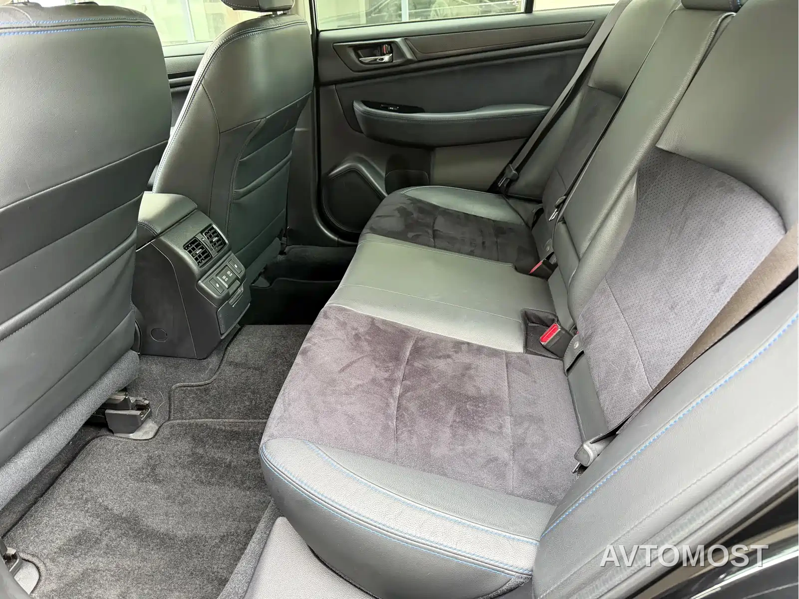 Subaru Legacy 2020 Facelift 2.5i Honor Limited Edition EyeSight — фото 11